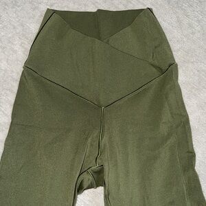 Aerie crossover crop leggings